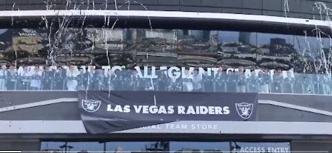 Fans welcomed to Allegiant Stadium for first time