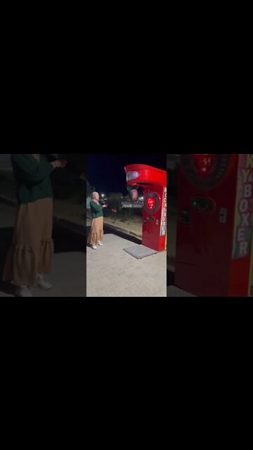 #shorts #2022 funny,prank,funjokes,dad jokes,funny memes,funny video,fun,laughing,funny animal,knock