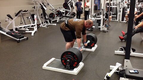 Deadlifting like a BOSS!!!!