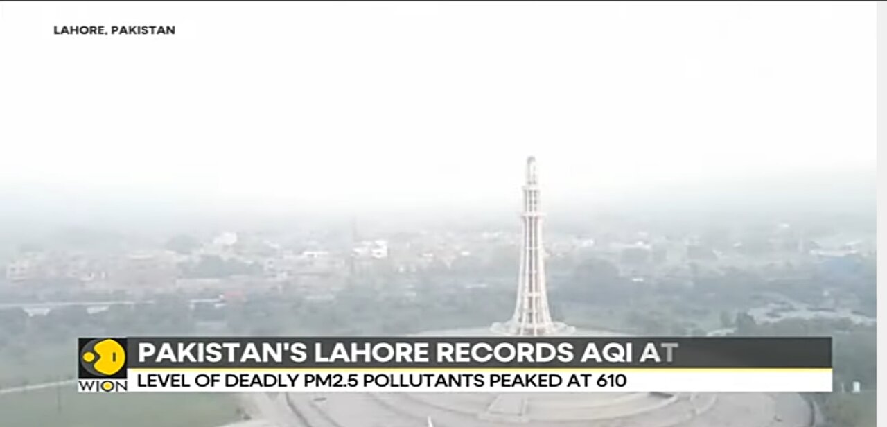 Record high air pollution shuts schools in Pakistan’s Lahore