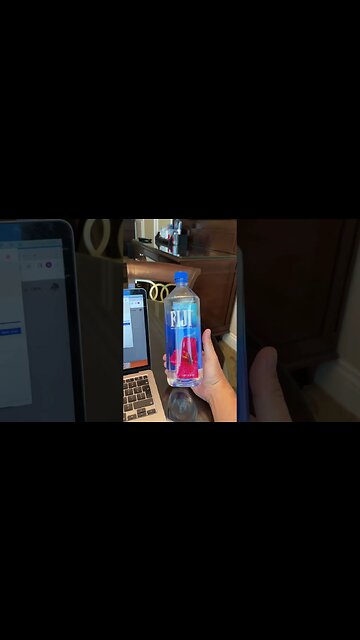 16 dollari una bottiglia di acqua a Las Vegas WTF