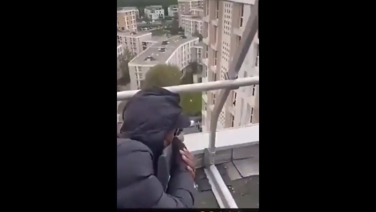 THUG SNIPER WITH RIFLE ON ROOF TOP🔫🃏TARGET’S FRENCH CITIZENS🚷♨️🐚💫