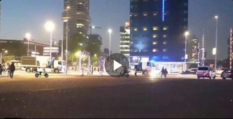 1 DEAD IN ROTTERDAM STABBING...