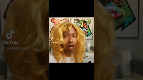 GABRIELA PRIOLLI E A ESCOLA DE SAMBA