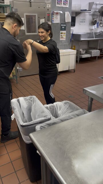 Night Shift environment(co-workers)😜