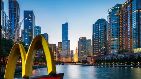 McDonald's CEO Can't Recruit Because Of RAMPANT CHICAGO CRIME!