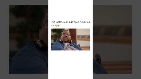 She side eyed him from all directions