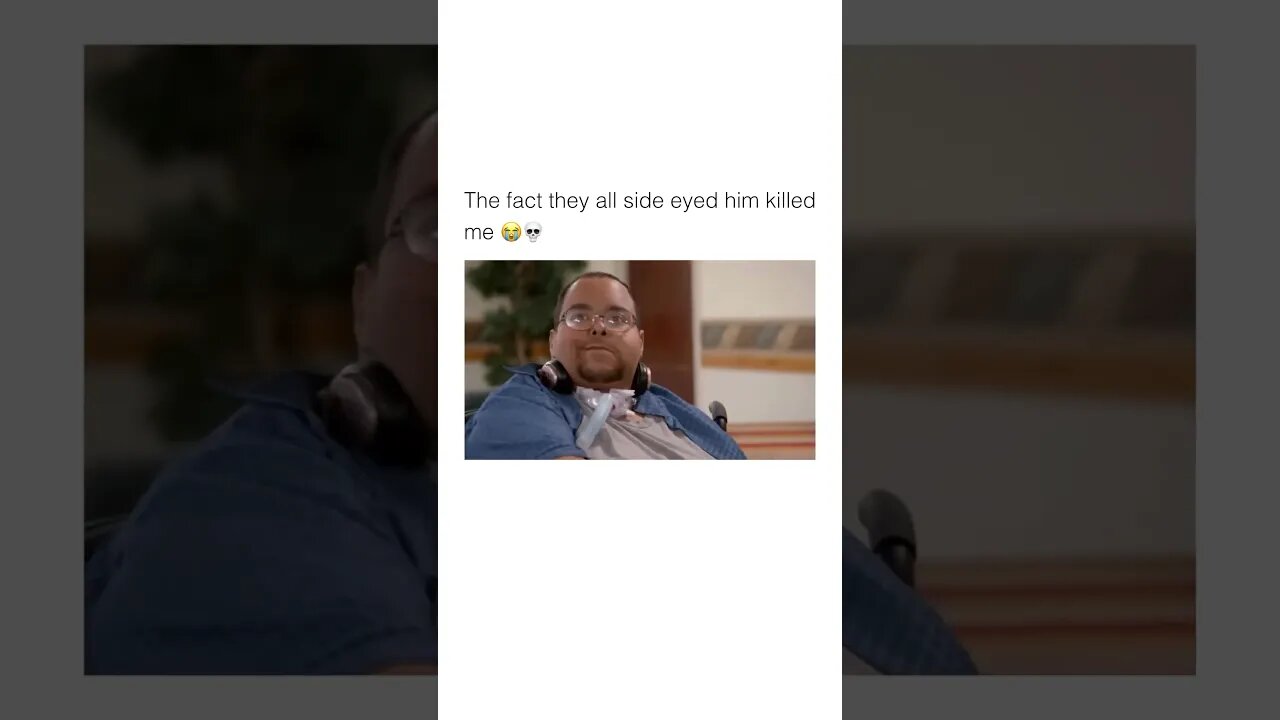 She side eyed him from all directions