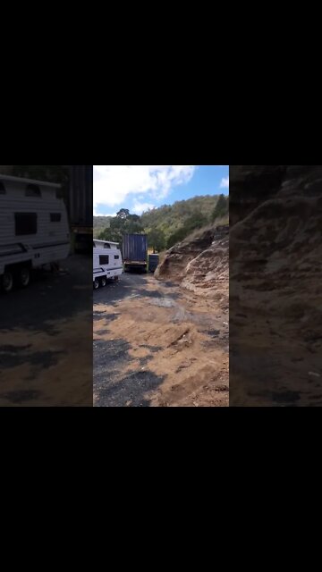 Some excellent truck driving skills