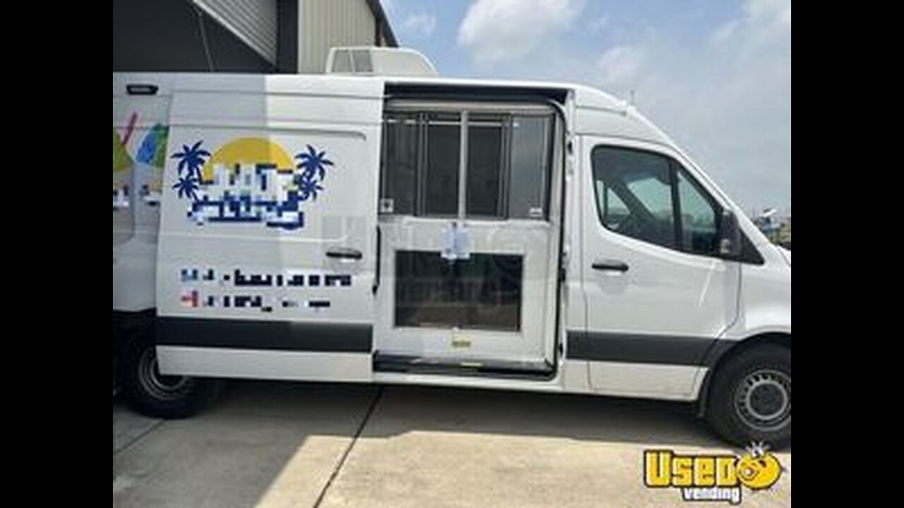 Low Mileage - 2023 23' Mercedes Sprinter 2500 Shaved Ice Van for Sale in Texas!