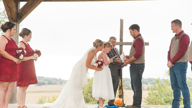 Groom reads emotional vows to bride's sister with Down Syndrome