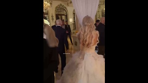 The real President (Trump) pops into a private wedding