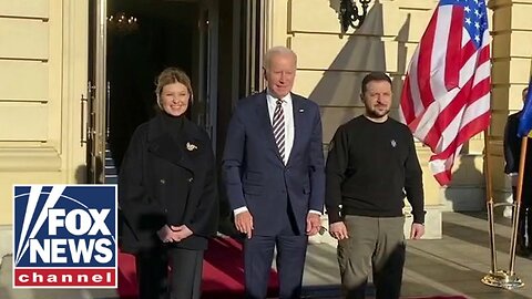 Biden makes surprise visit to Ukraine