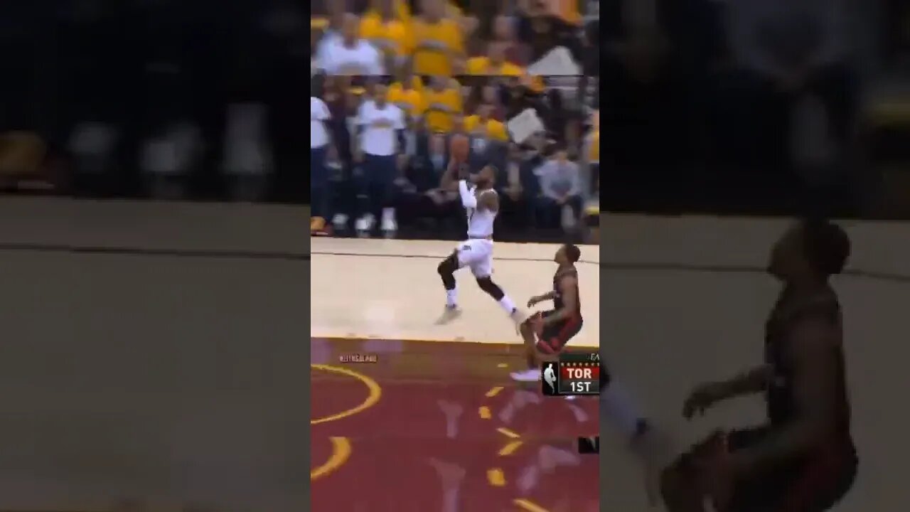 Lebron James alley oop DUNK