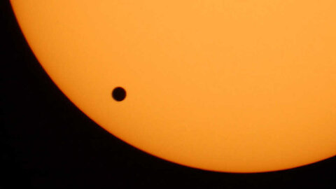 NASA's SDO's ultra-high definition view of Venus transit