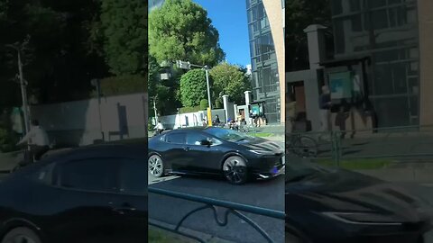 “Coming home” #buffalotraffic #tokyo