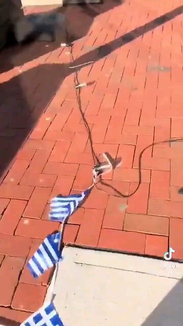 There is no limit to the stupidity of the Free Palestine moron. Similar colors, NOT the same flag!