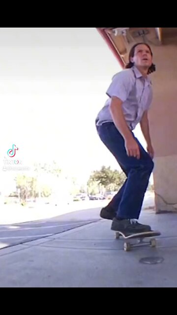Awesome skate clip.