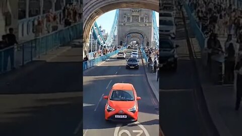 Tower bridge bus tour #horseguardsparade