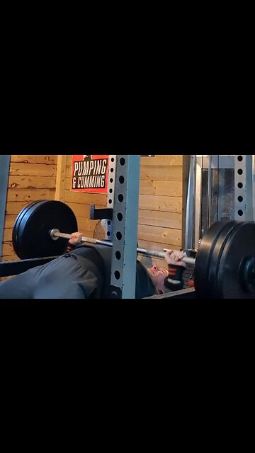 5x4 92.5 Kgs Paused Bench Press. Last Set.