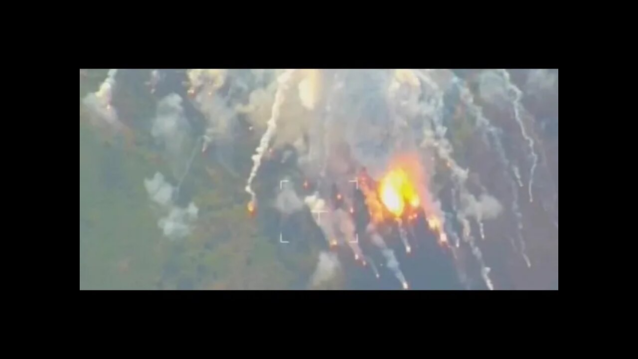 06.05.2022 The Ukrainian S-300 air defense installation came under the Smerch MLRS