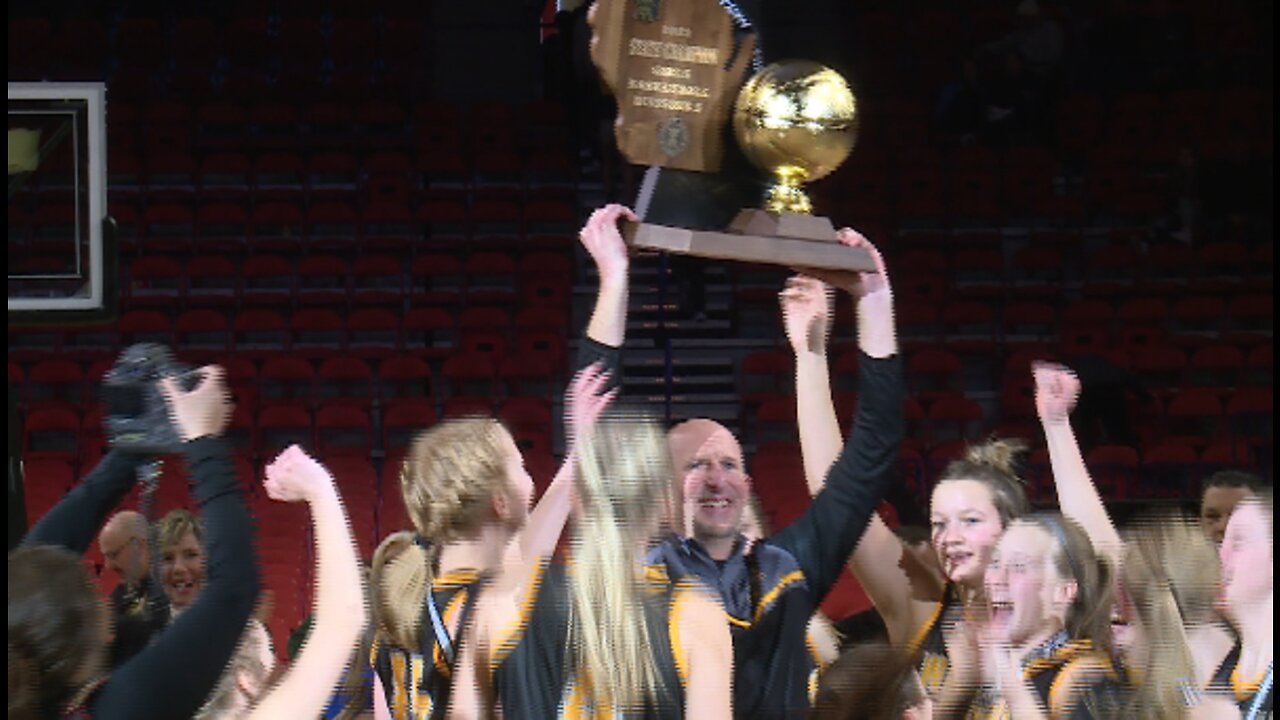 STATE HOOPS: Waupun beats Freedom in Division 3 title game