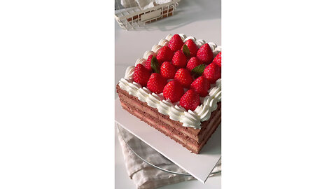 Cute Strawberry Cake