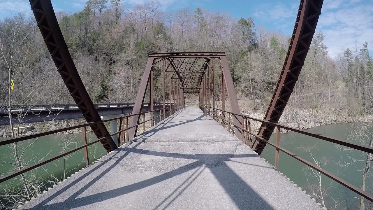 Nemo walking bridge