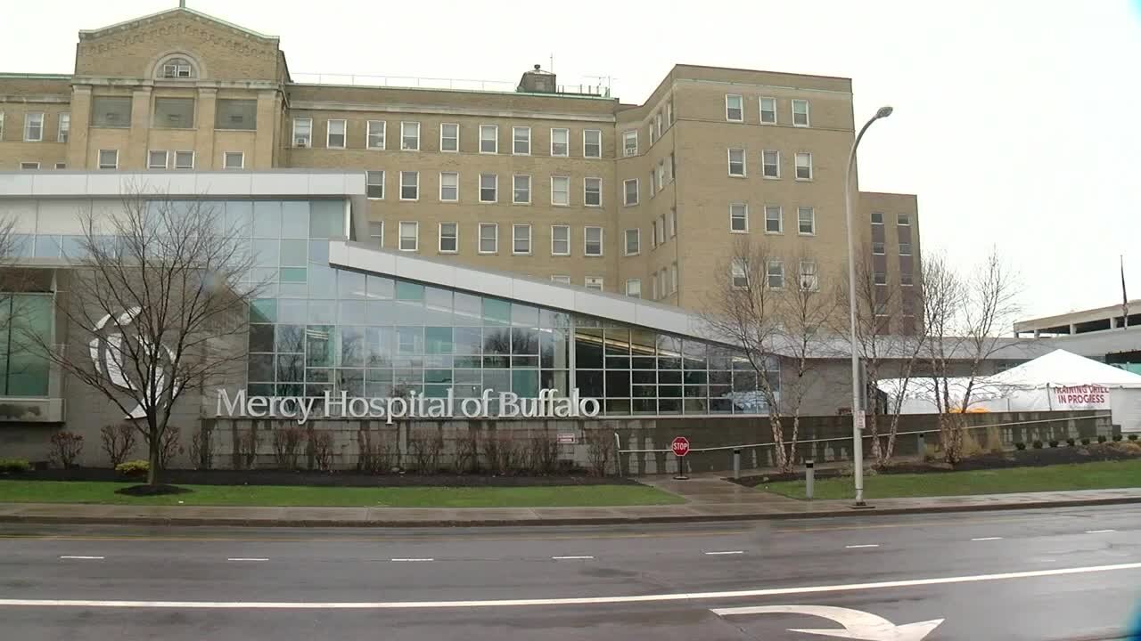 Nurses union "overwhelmingly" votes to ratify six contracts, ending Mercy Hospital strike