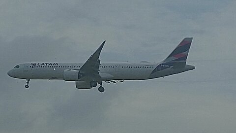 Airbus A321NEO PS-LBE vindo de Guarulhos para Manaus