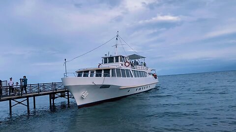 World Largest Lake Kyrgyzstan #pakistan #vlogs #viral #trending #travel