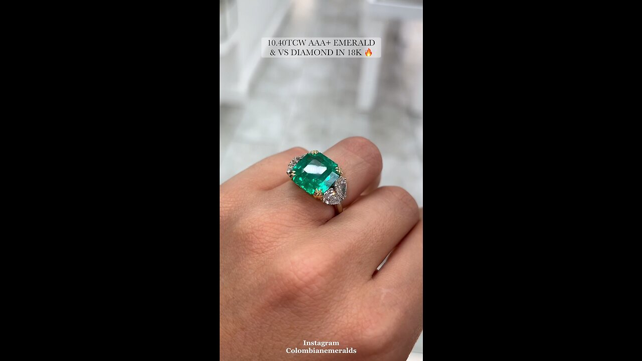 Custom green AAA Colombian emerald & pear diamond anniversary ring - how it's made jewelry