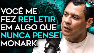 MONARK SURPREENDE CONVIDADO