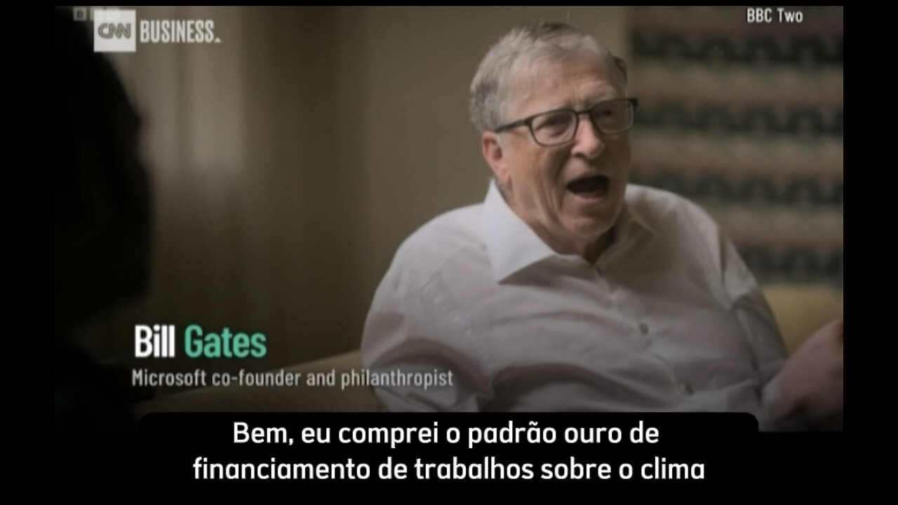 Bill Gates justifica uso de avião, falando que compensa sua poluição com créditos de carbono