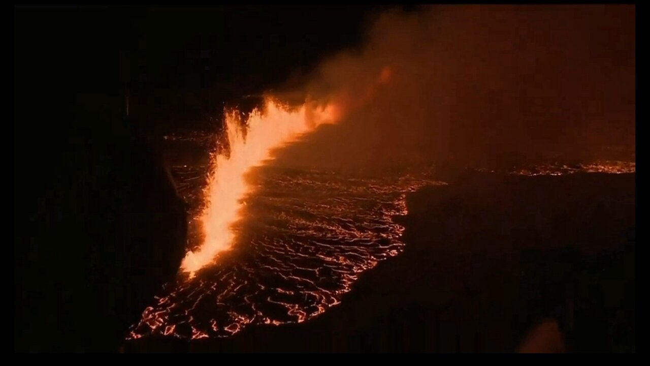 🇮🇸 A powerful volcanic eruption began in Iceland