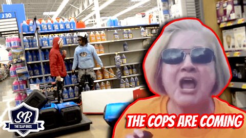 BLIND MAN TOLLS WALMART! 🤣 (MUST WATCH)