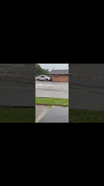 Flooding At Bottoms Realty In Dumas Arkansas On Tuesday June 8th 2021