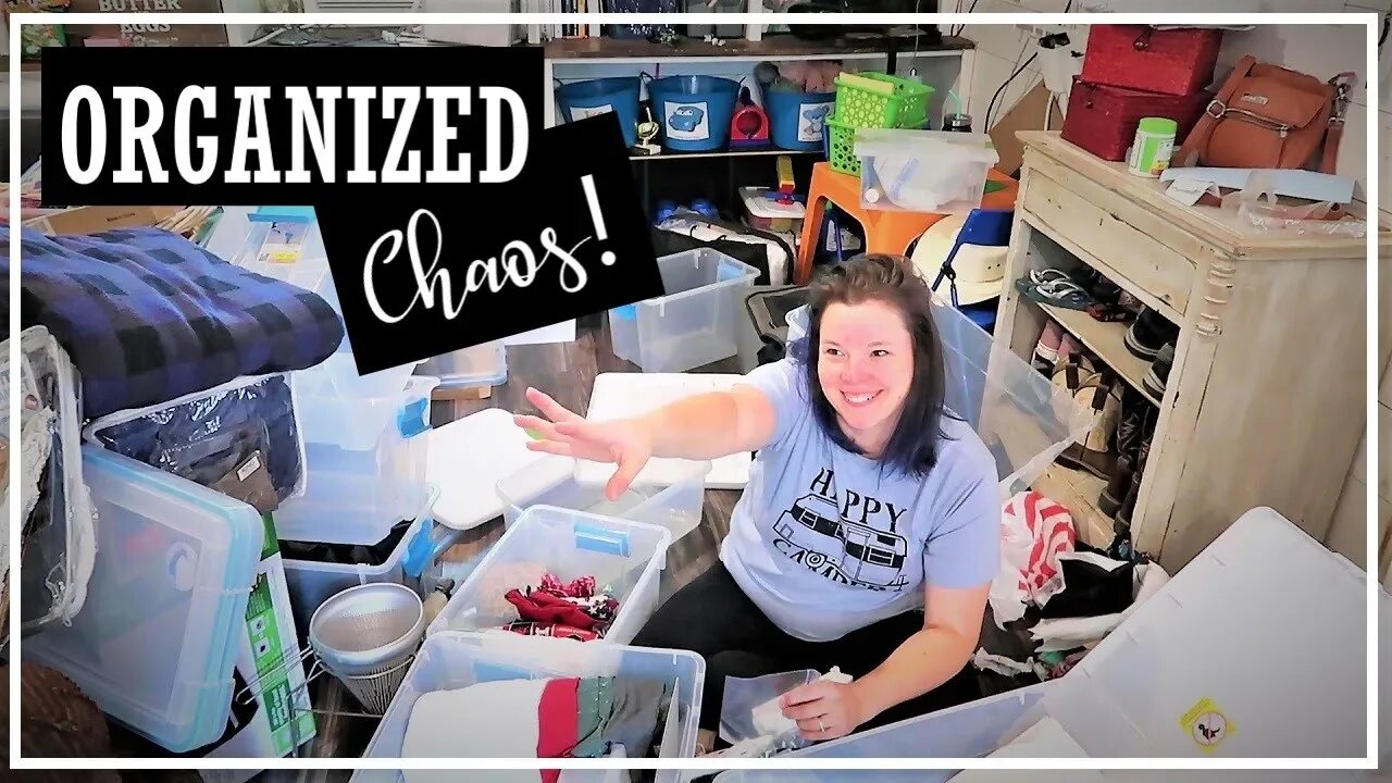 Hall Storage Organization//Labeling Storage BIns//Home Organization