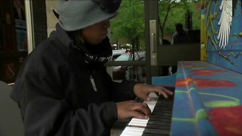 Fort Collins taking applications to paint pianos