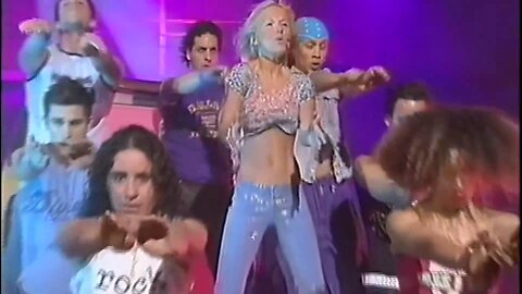 Geri Halliwell - It's Raining Men (Live 2001)