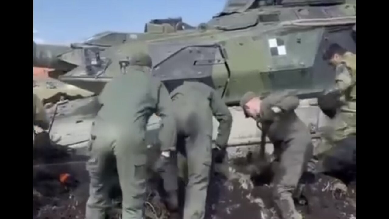 German Leopard Stuck In Mud In Ukraine?!!