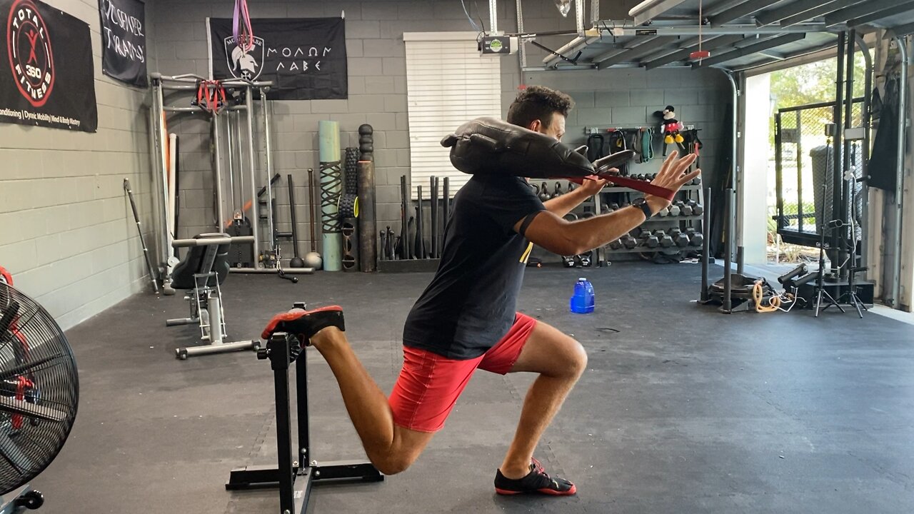 Technique Tuesday: (Bulgarian Bag Split Squat)