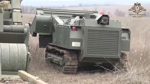 DPR Sappers Began Demining Using Russian Uran-6 Robots