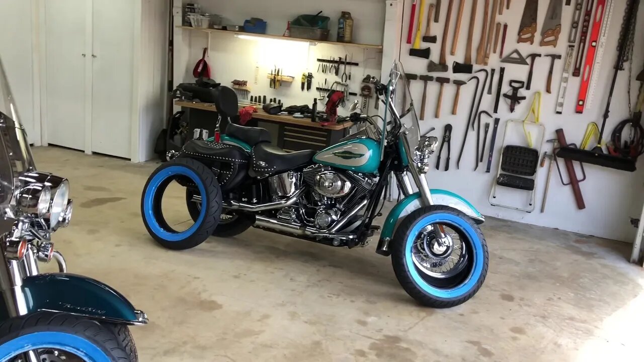 Removing front wheels from soft tail and road king