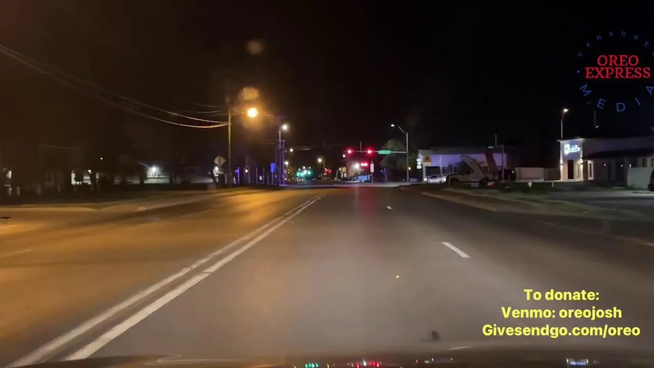 Live - Eagle Pass Tx - Night Time Crossing