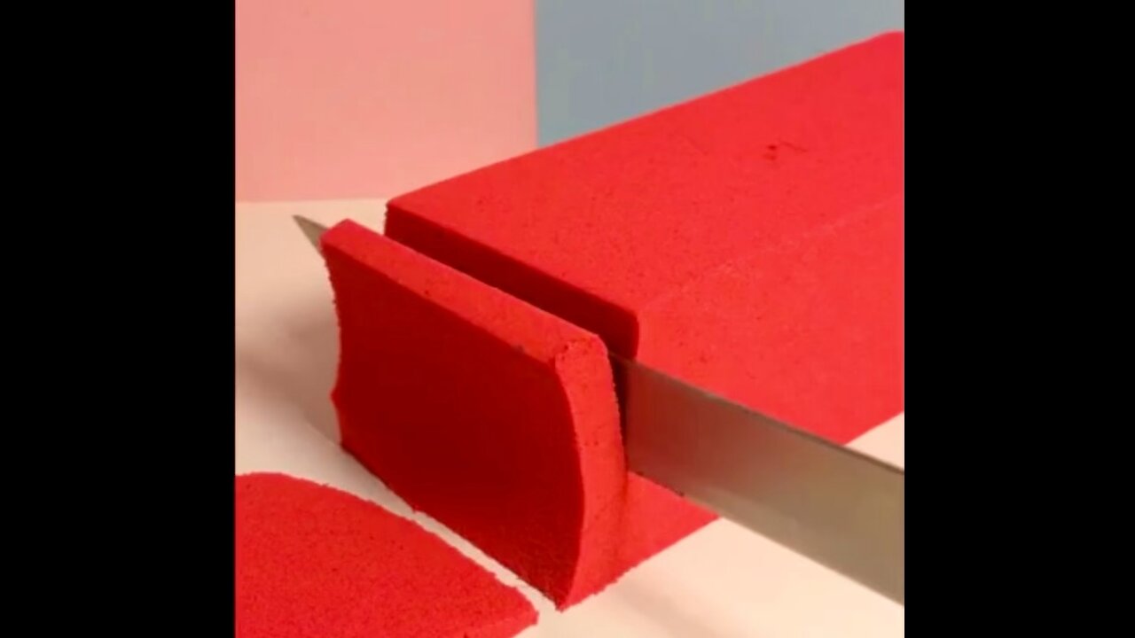 Play-Doh Cutting (Full HD)