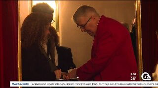 Become a RedCoat: Playhouse Square seeking hundreds of volunteers