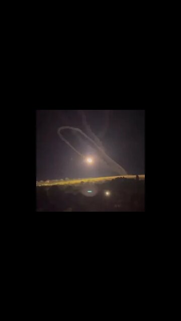 👏 Дуже вдалий пуск зенітної 🚀 ракети півнями з росії по власним позиціям в районі міста Алчевськ.