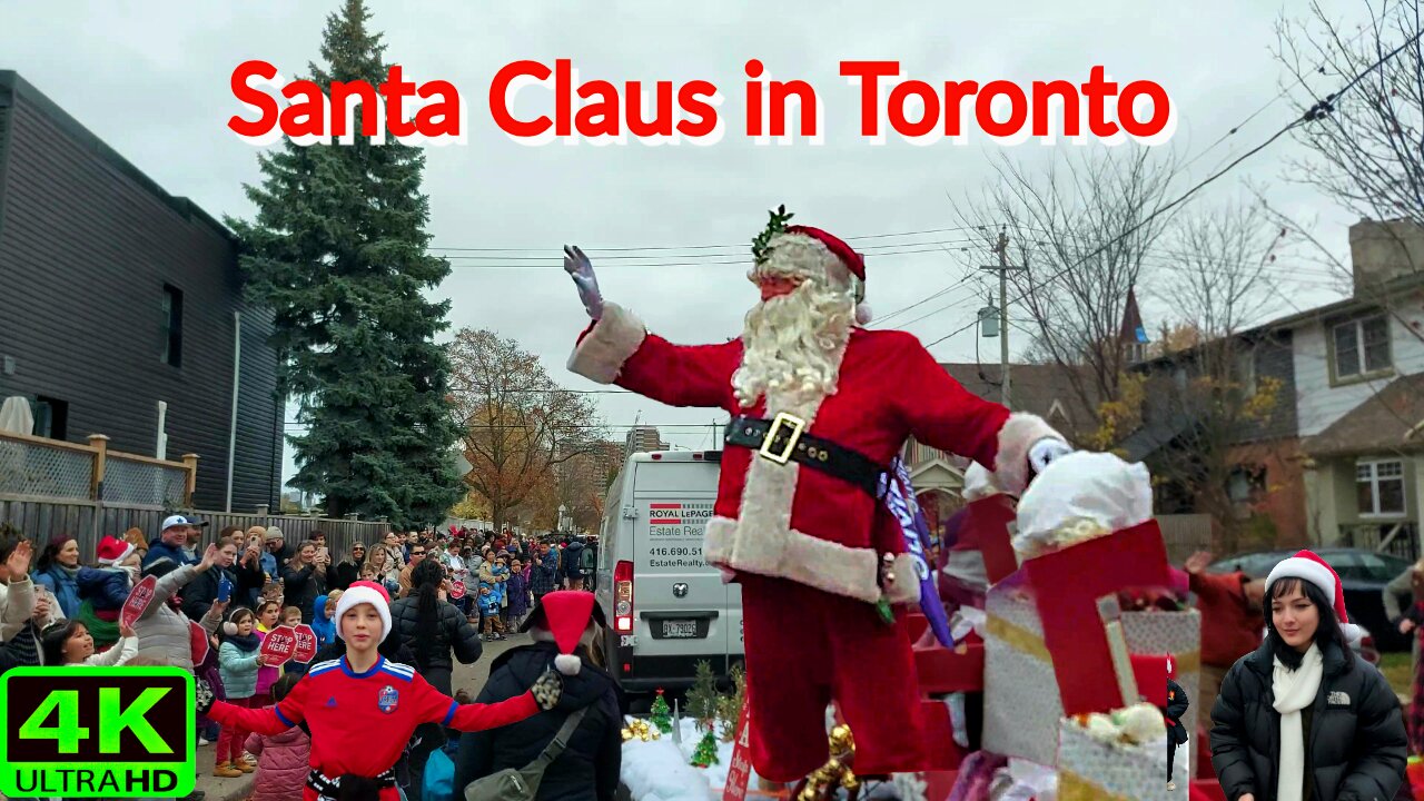 【4K】Toronto Beaches Santa Claus 🧑‍🎄 Parade Canada 🇨🇦