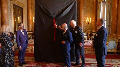 New Portrait Of The King Unveiled